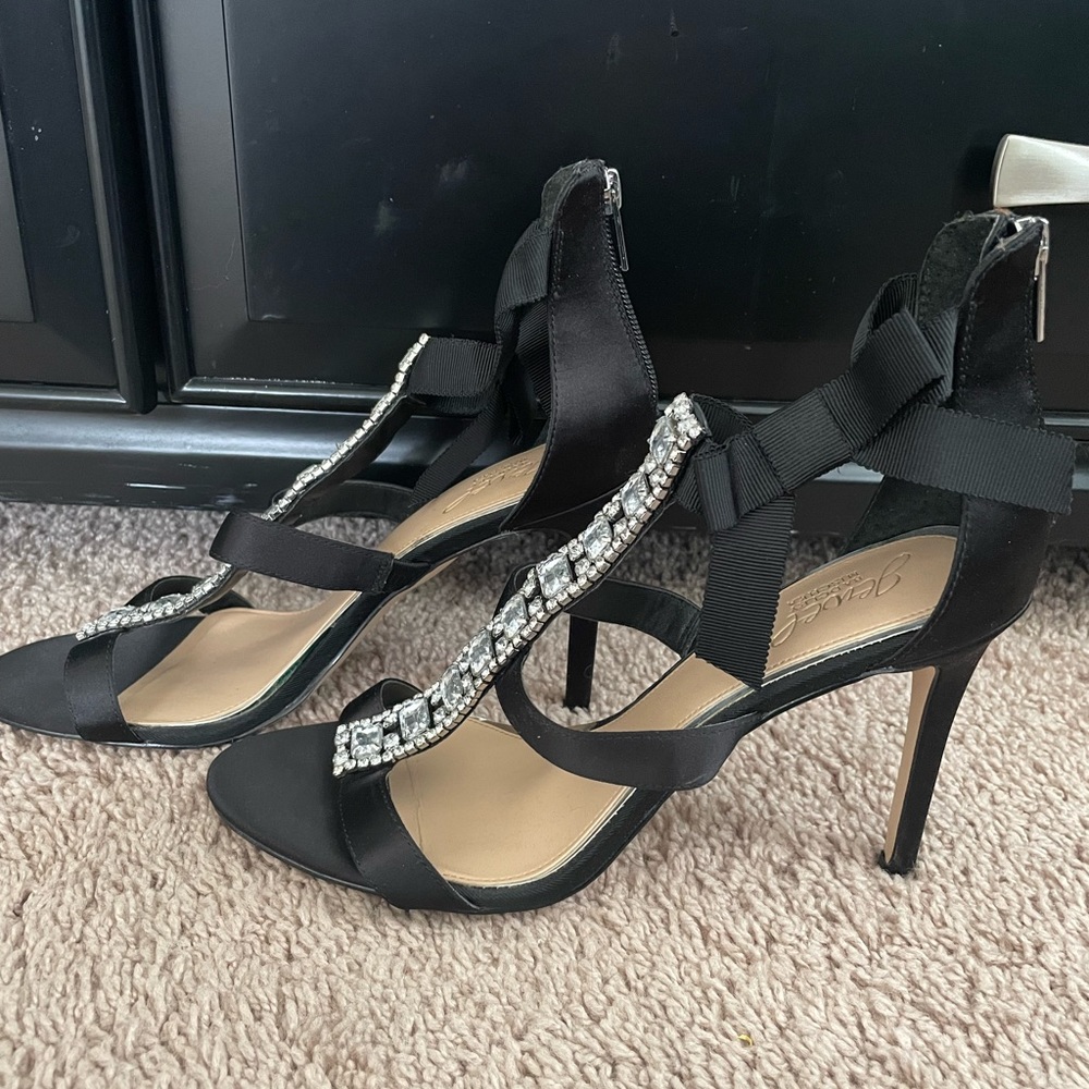 Badgley Mischka Jewel shoes - Picture 2 of 4